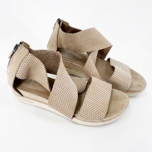 Eileen Fisher Sport 2 Tan Perforated Sneaker Sandal Women's 7.5